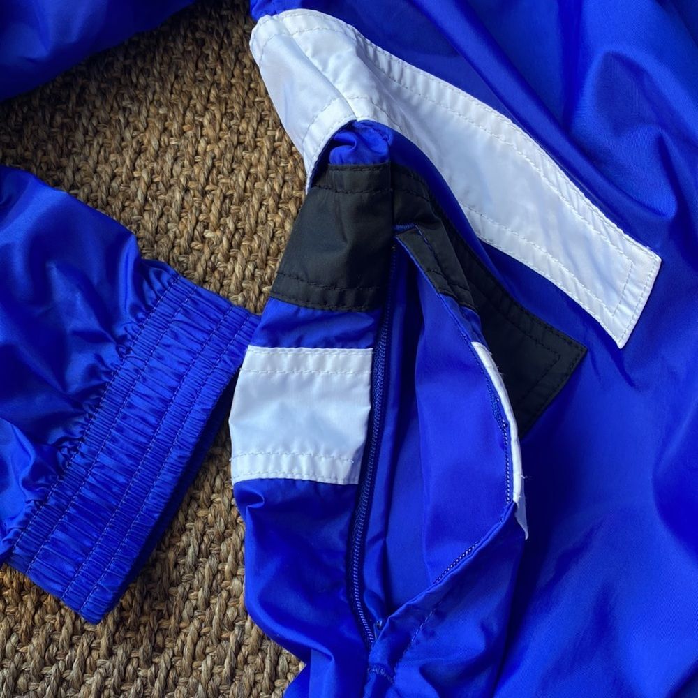 Retro vintage adidas windbreaker - Picture 2 of 4